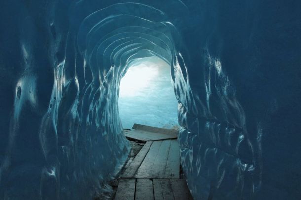Тоннель в леднике